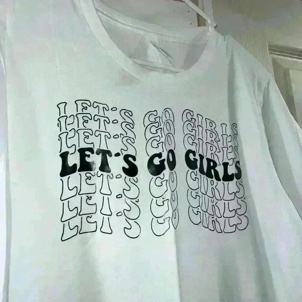Like New Let's Go Girls Bachelorette T-Shirt size M used preowned